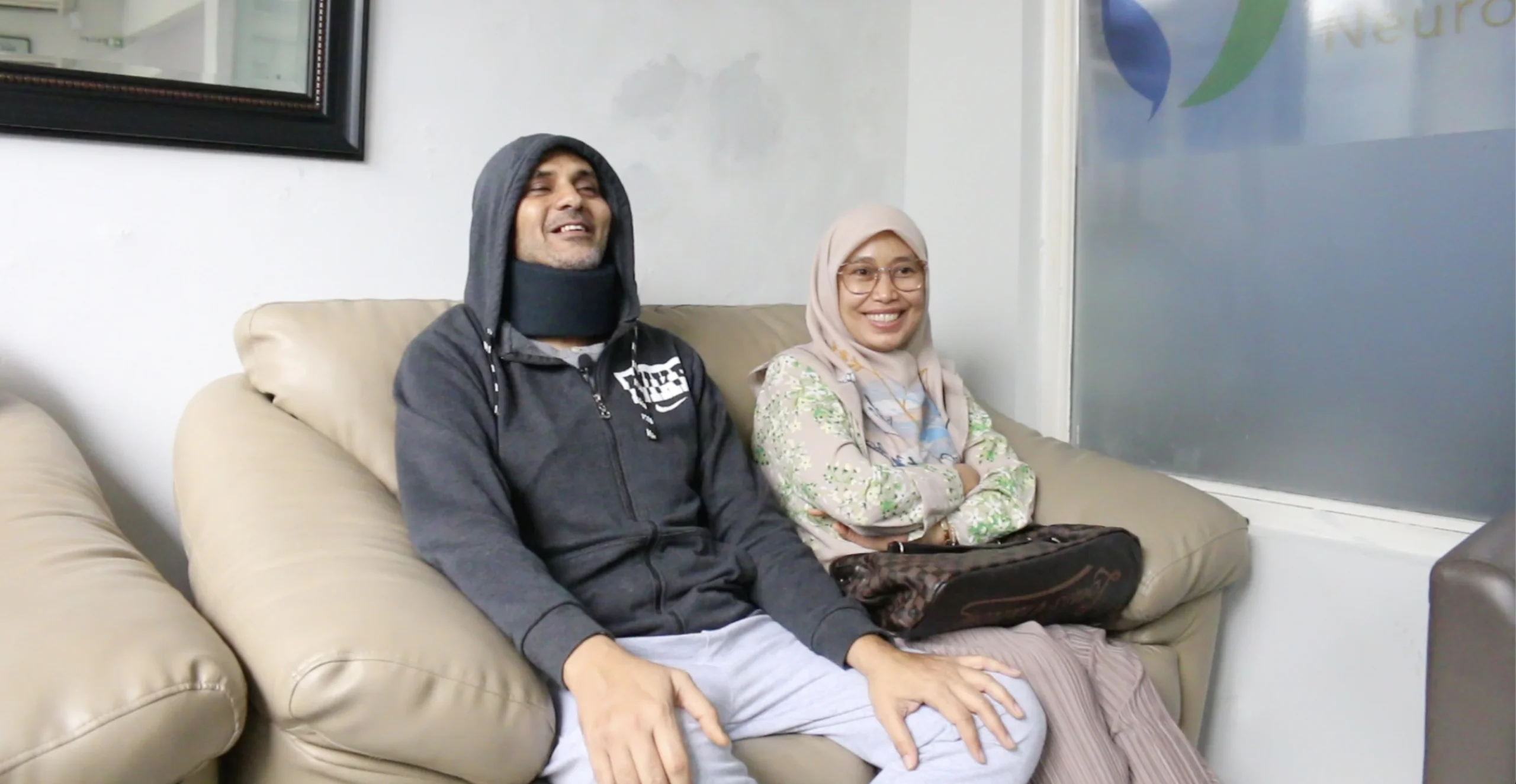 gejala saraf kejepit leher