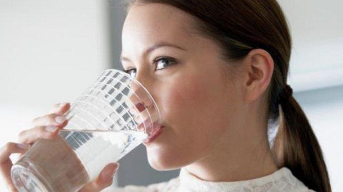 cegah dehidrasi saat puasa