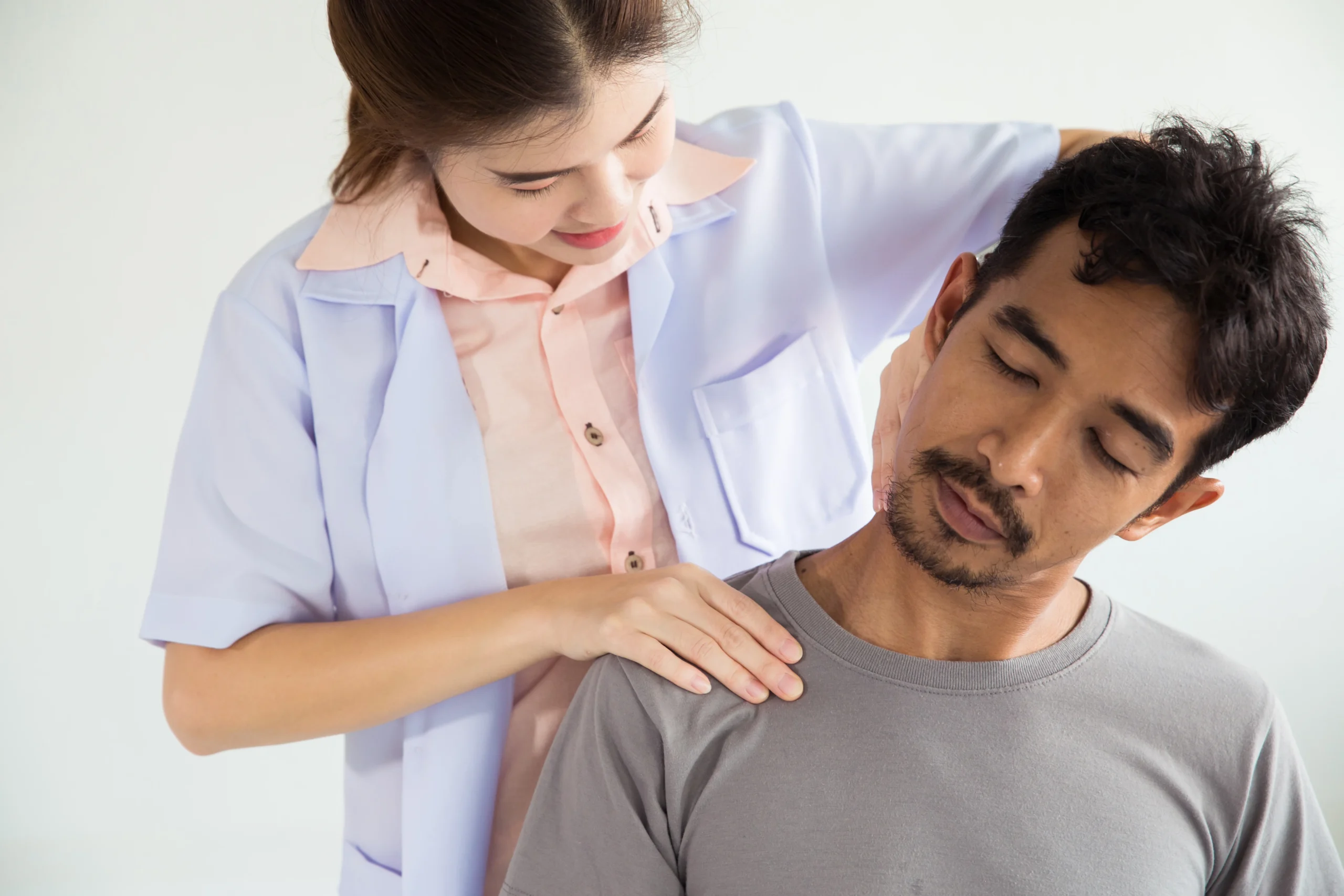 saraf kejepit harus berobat kemana - Lamina Pain and Spine Center