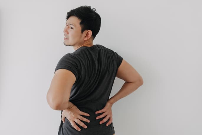 saraf kejepit di pinggang