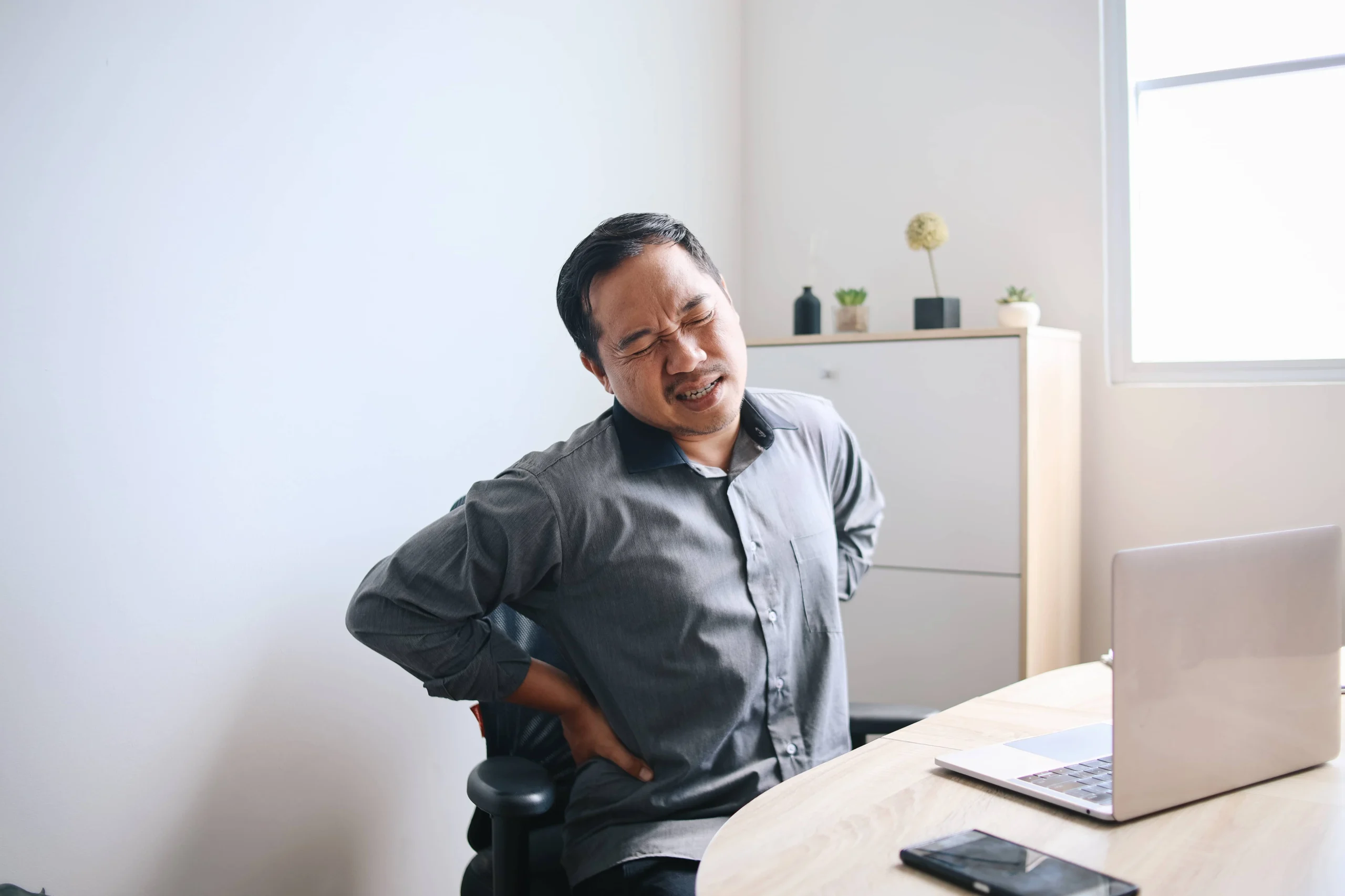 prolapse diskus - lamina pain and spine center